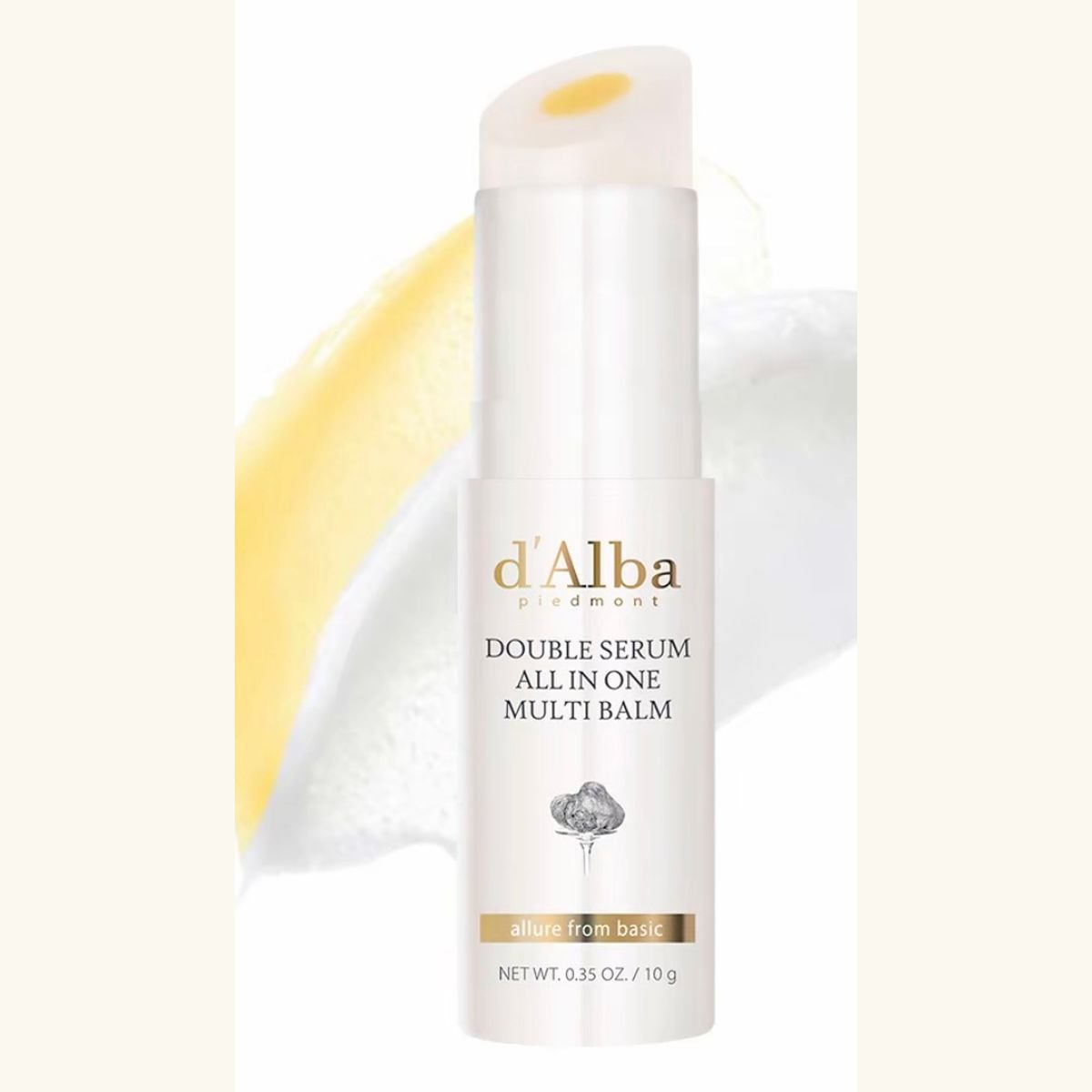 Stick d'Alba Double Serum All in One Multi Balm, 10 g, sorti et sans capuchon, devant des swatchs de baume blanc et jaune