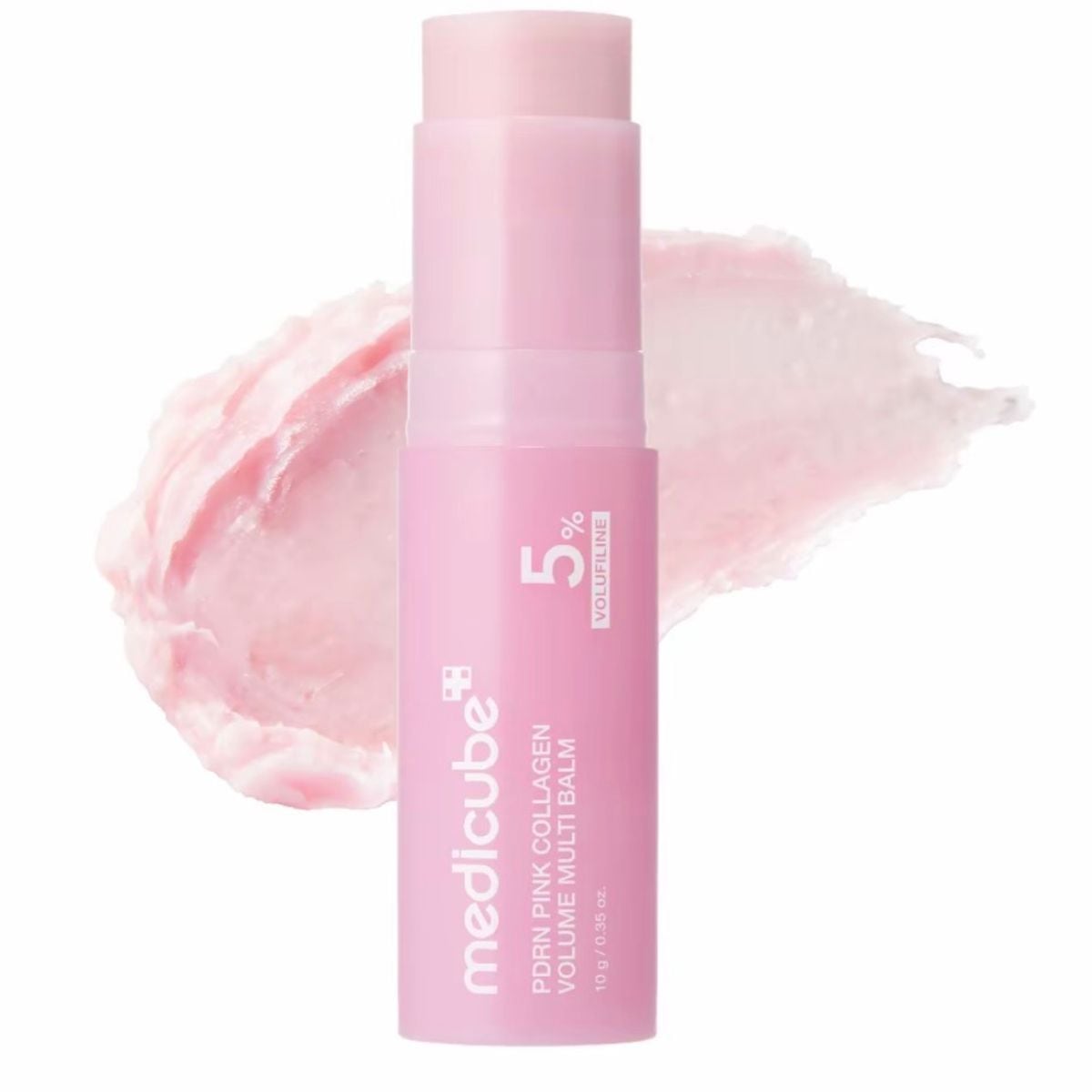 Stick rosa aperto medicube PDRN Pink Collagen Volume Multi Balm, con le scritte 10 g e 5% Volufiline, davanti a una striscia di balsamo rosa chiaro