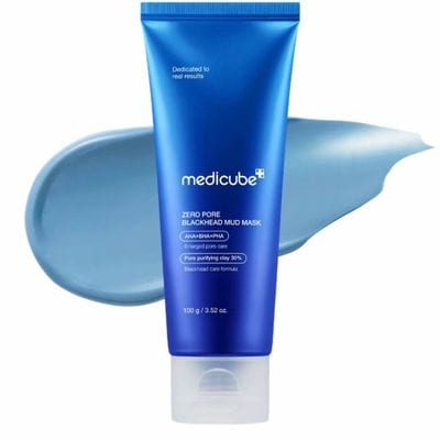 medicube Zero Pore Blackhead Mud Mask, blue 100 g tube in front of a swatch of light blue clay mask
